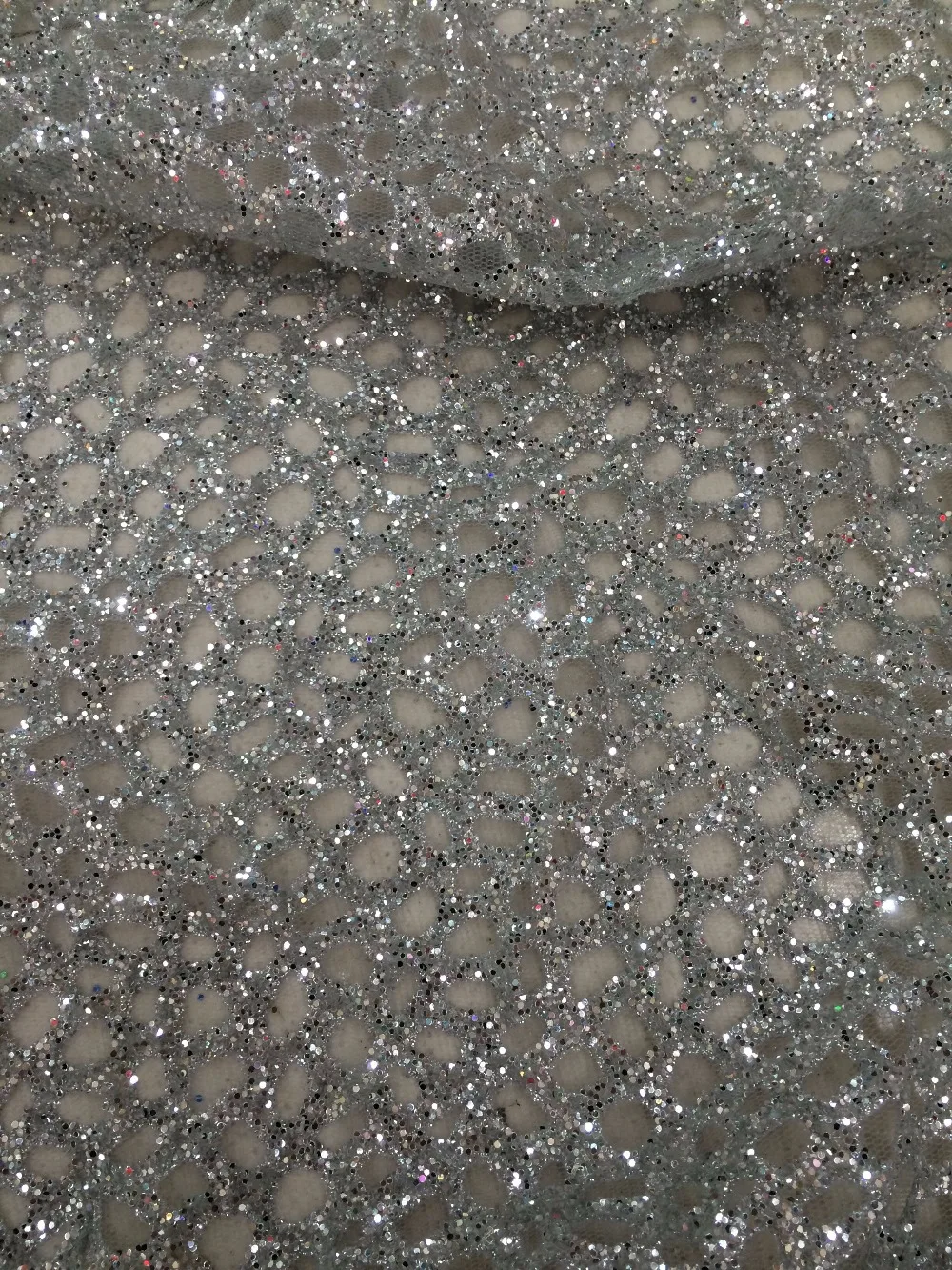 High Quality Net Lace fabric L-32813 silver French Voile Guipure tulle mesh Lace Fabric for wedding
High Quality Net Lace fabric L-32813 silver French Voile Guipure tulle mesh Lace Fabric for wedding