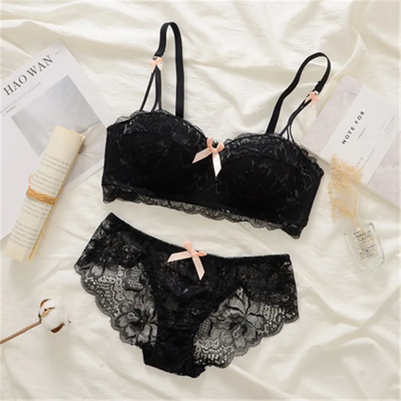Puberty Girl Lace Bra Set Adjustable Comfortable Girl trainning Bra +Panties Set Push Up Young Girls lingerie Set Kids Clothing
Puberty Girl Lace Bra Set Adjustable Comfortable Girl trainning Bra +Panties Set Push Up Young Girls lingerie Set Kids Clothing