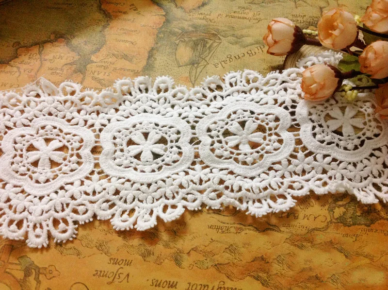 5 yards/lot width 9cm 3.54"white cotton fabric embroidery lace trim ribbon SL4K502
5 yards/lot width 9cm 3.54"white cotton fabric embroidery lace trim ribbon SL4K502