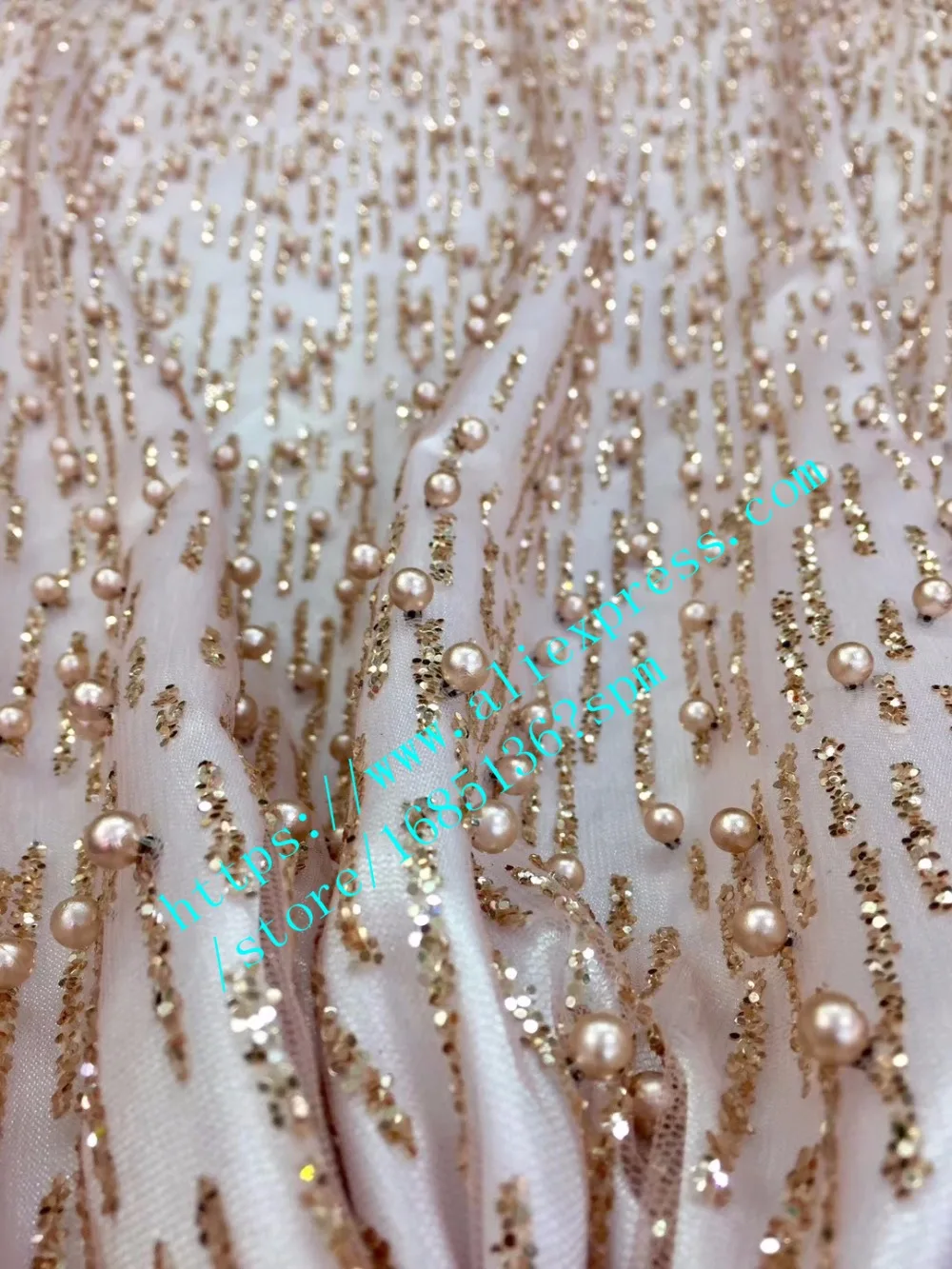 2018 top sale beaded French net mesh tulle lace fabric for wedding dress , beautiful pattern with nigerian glitter with sequins
2018 top sale beaded French net mesh tulle lace fabric for wedding dress , beautiful pattern with nigerian glitter with sequins
