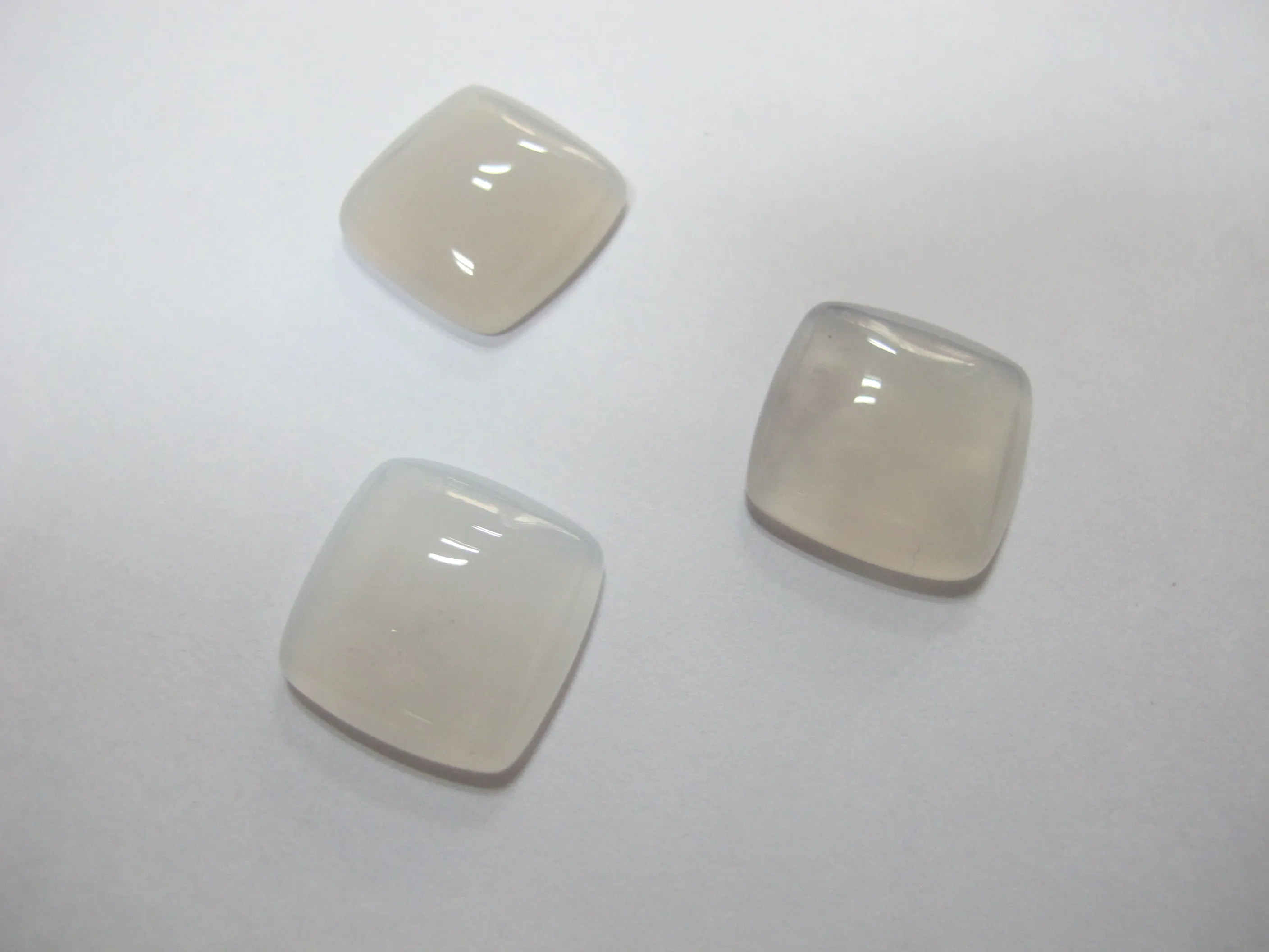 White Agate Carnelian Bead Cabochon 18mm Square Cushion Cabochon Ring Face Natural stone Jewelry Making 5pcs/lot
White Agate Carnelian Bead Cabochon 18mm Square Cushion Cabochon Ring Face Natural stone Jewelry Making 5pcs/lot