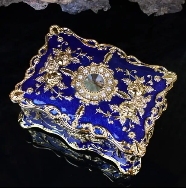 Europe Double Layers Metal Jewellery Box Multi-colors Enamled with Stones Decor Necklace Pendant Rings Gifts Storage box Z046
Europe Double Layers Metal Jewellery Box Multi-colors Enamled with Stones Decor Necklace Pendant Rings Gifts Storage box Z046