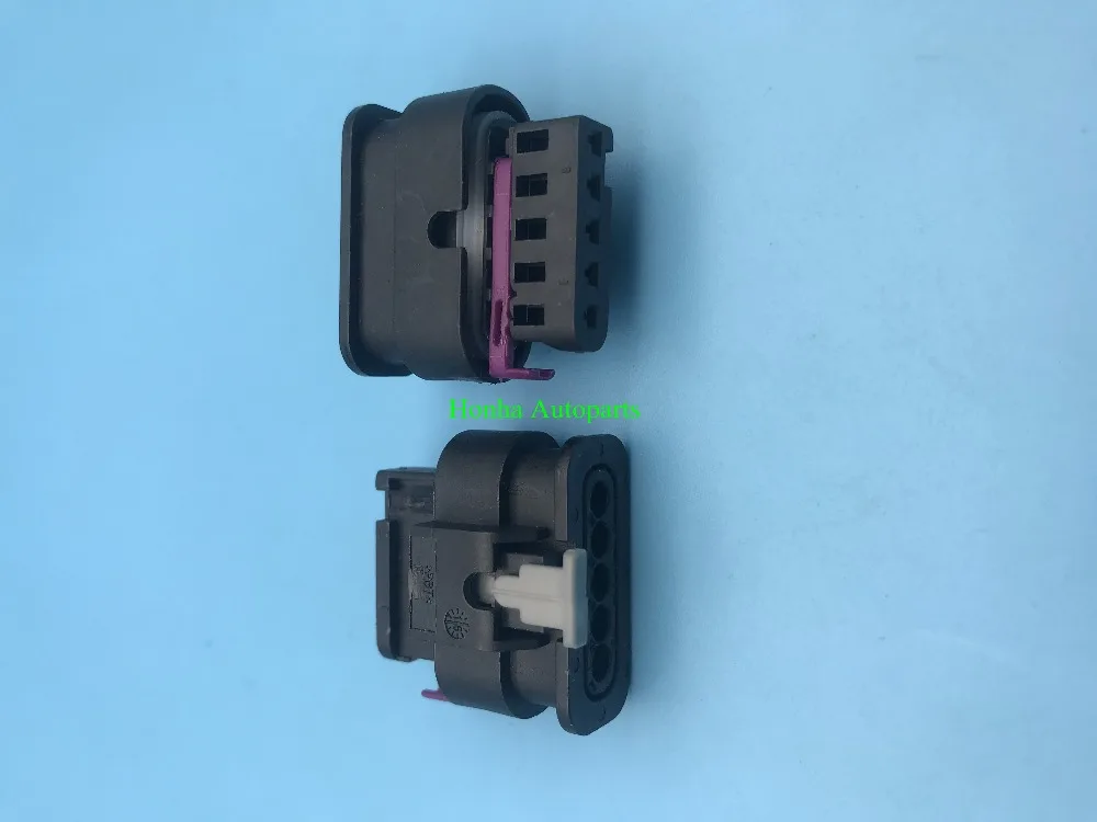 Free shipping 5pin 1.2mm Automotive Waterproof Wire Connector 1-1718806-1 With Terminal Seal
Free shipping 5pin 1.2mm Automotive Waterproof Wire Connector 1-1718806-1 With Terminal Seal