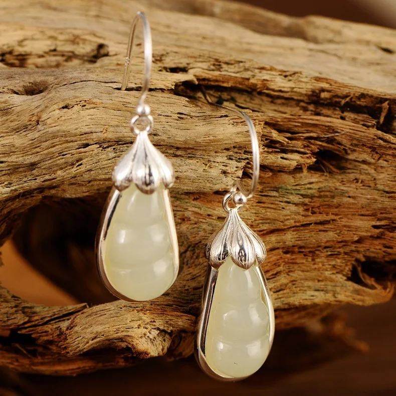 S925 Silver Wholesale Sterling Silver Magnolia and Tianyu Stone Earrings Free Shipping
S925 Silver Wholesale Sterling Silver Magnolia and Tianyu Stone Earrings Free Shipping