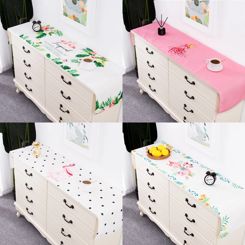 European Pastoral style table runner Decor Flamingo cotton and hemp thickening table flag Rectangular cloth art TV cabinet cover
European Pastoral style table runner Decor Flamingo cotton and hemp thickening table flag Rectangular cloth art TV cabinet cover