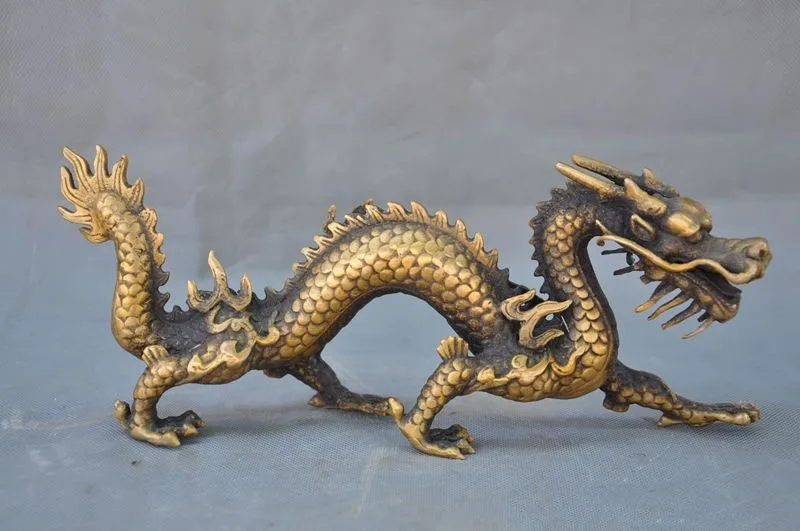 11"Tibetan Temple Collection Old Bronze Chinese Loong Statue Dragon God Beast Amass wealth Ornaments Town house Exorcism
11"Tibetan Temple Collection Old Bronze Chinese Loong Statue Dragon God Beast Amass wealth Ornaments Town house Exorcism