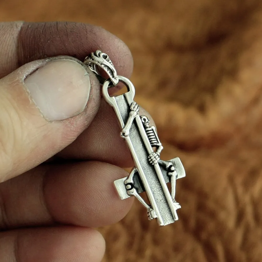 925 Sterling Silver Hidden Skull Cross Pendant Charms Little Jewelry TA95 BZ
925 Sterling Silver Hidden Skull Cross Pendant Charms Little Jewelry TA95 BZ