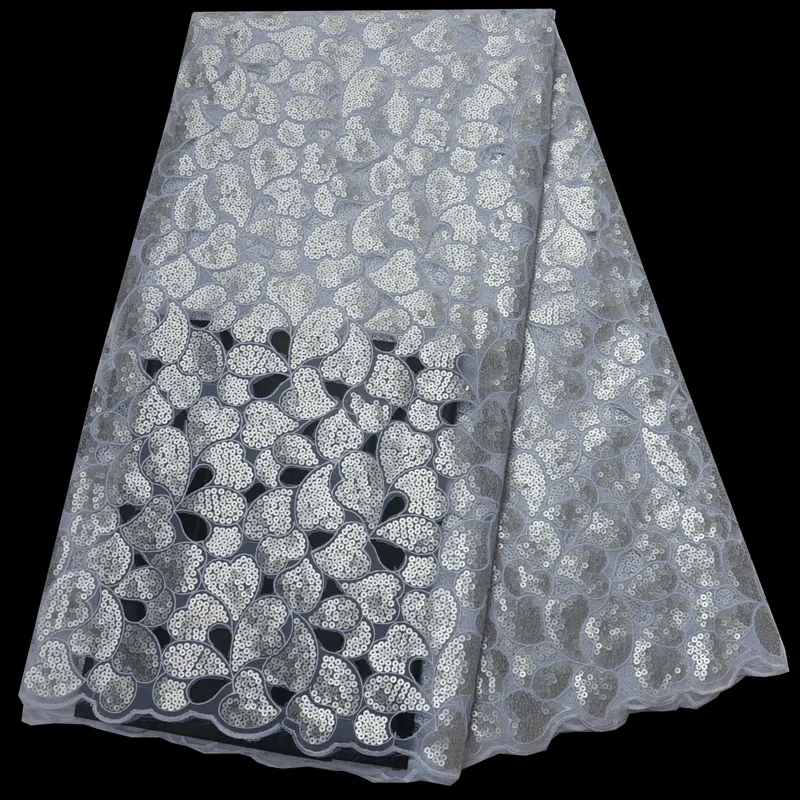 (5yards/pc) silver white Afriacn sequins mesh lace fabric hand cut organza lace with embroidery for wedding party dress OP42
(5yards/pc) silver white Afriacn sequins mesh lace fabric hand cut organza lace with embroidery for wedding party dress OP42