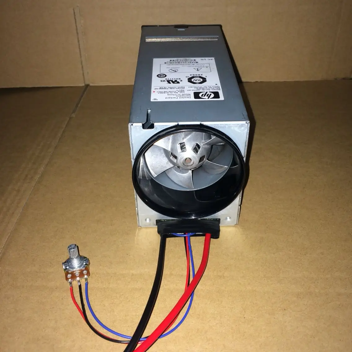 12V 16.5A inner rotor brushless motor drive turbofan server fans built a metal box DIY vacuum cleaner motor accessories
12V 16.5A inner rotor brushless motor drive turbofan server fans built a metal box DIY vacuum cleaner motor accessories