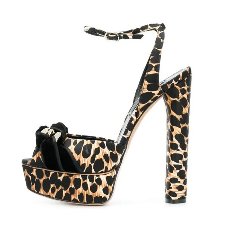 Women Summer Shoes 2018 Leopard Print Platform Chunky Heels Sandals Buckle Strap Butterfly-knot Decor Female Shoes Size 34-43
Women Summer Shoes 2018 Leopard Print Platform Chunky Heels Sandals Buckle Strap Butterfly-knot Decor Female Shoes Size 34-43