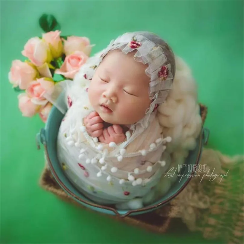 Newborn Lace Embroidery Wrap And Frill Hat Set Newborn Photography Props Baby Girl Wraps Hat And Pillow Photography Accessories
Newborn Lace Embroidery Wrap And Frill Hat Set Newborn Photography Props Baby Girl Wraps Hat And Pillow Photography Accessories