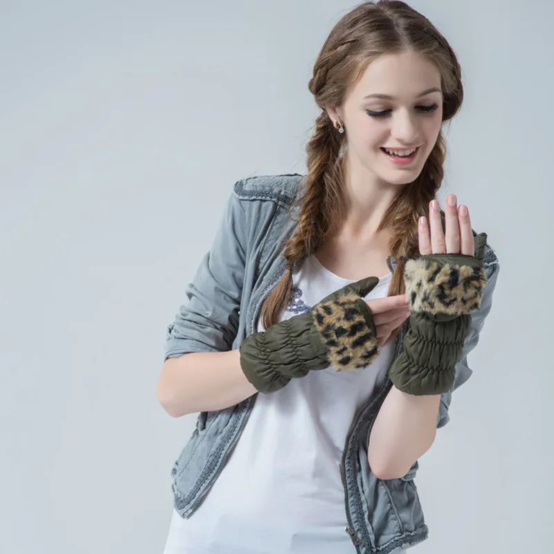 Gloves Winter Skiing Mitten Lady Winter Warm Gloves Female Driving and Ride Warm Gloves B-4405
Gloves Winter Skiing Mitten Lady Winter Warm Gloves Female Driving and Ride Warm Gloves B-4405