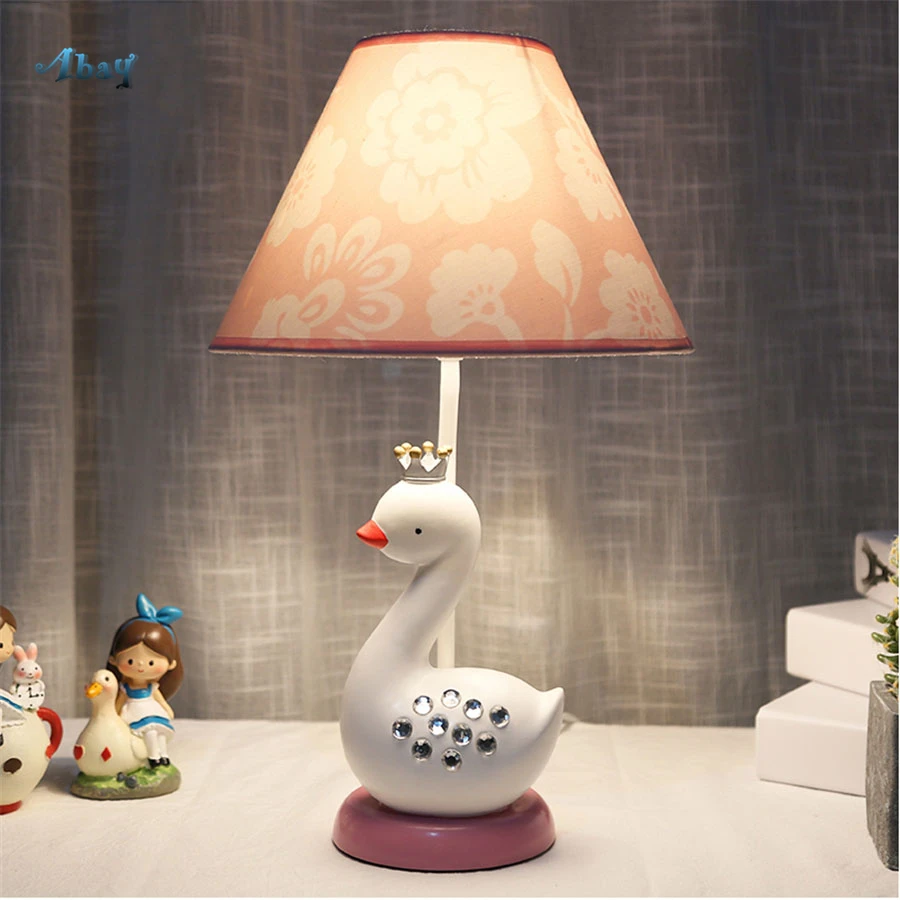 Romantic Teen Pink Princess House Table Lamps White Swan Shape Home Decor Bedside Lamp Living Room Study Bedroom Light Fixture
Romantic Teen Pink Princess House Table Lamps White Swan Shape Home Decor Bedside Lamp Living Room Study Bedroom Light Fixture