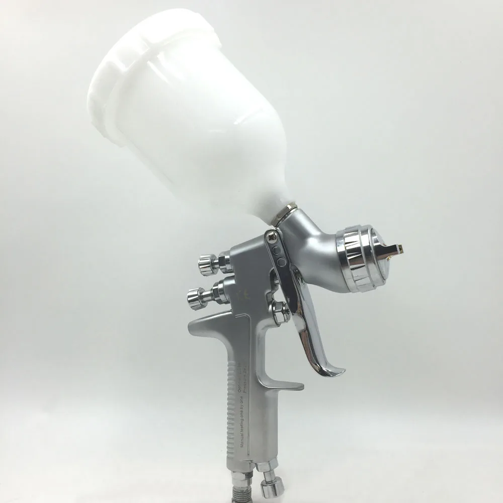 SAT1137 Professional Spray Gun 1.4mm Spray Gun Gravity Feed Air Paint Spray Gun Set with 1.4mm Nozzle 600cc Cup For Car Painting
SAT1137 Professional Spray Gun 1.4mm Spray Gun Gravity Feed Air Paint Spray Gun Set with 1.4mm Nozzle 600cc Cup For Car Painting