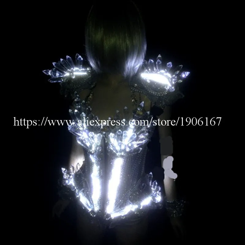 White Crystal Party Led Light Evening Dress Nightclub Bar Props Luminous Clothes Dancing Stage Show Performance Costume
White Crystal Party Led Light Evening Dress Nightclub Bar Props Luminous Clothes Dancing Stage Show Performance Costume
