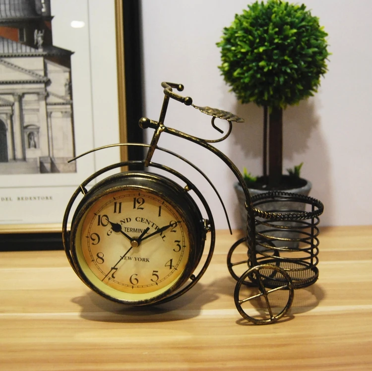 The European and American Pastoral indoor bicycle bell decorated double clock retro classic iron
The European and American Pastoral indoor bicycle bell decorated double clock retro classic iron