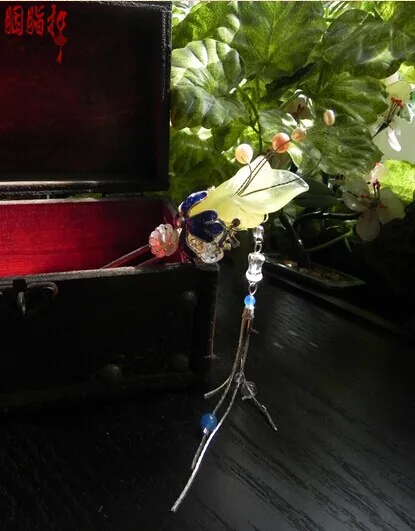 Soapstone Kingfisher Feather Art Lily Magnolia Hua Wu Ying Vintage Classica Hair Stick Hair Jewelry
Soapstone Kingfisher Feather Art Lily Magnolia Hua Wu Ying Vintage Classica Hair Stick Hair Jewelry