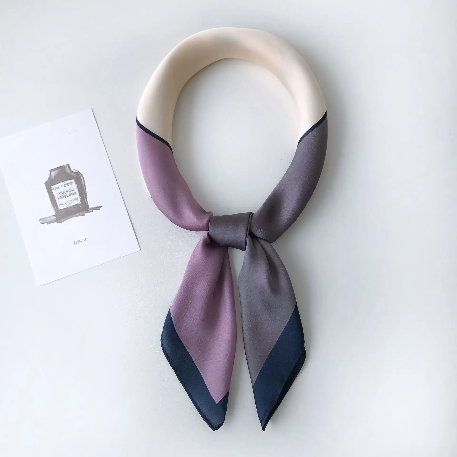 Женский геометрический шарф Luna & Dolphin, маленький квадратный Шелковый шифоновый головной убор красного и синего цветов, 70x70 см, бандана, хиджа...
Женский геометрический шарф Luna & Dolphin, маленький квадратный Шелковый шифоновый головной убор красного и синего цветов, 70x70 см, бандана, хиджа...