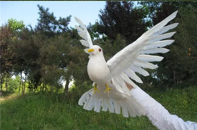 new simulation white dove model foam&furs wings bird doll gift about 30cm 2198
new simulation white dove model foam&furs wings bird doll gift about 30cm 2198