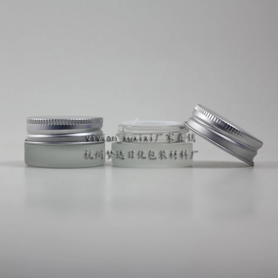 50pcs wholesale 5g clear frosted glass cream jar with silver aluminum lid , empty 5 g mini glass cosmetic jar for sample ,
50pcs wholesale 5g clear frosted glass cream jar with silver aluminum lid , empty 5 g mini glass cosmetic jar for sample ,