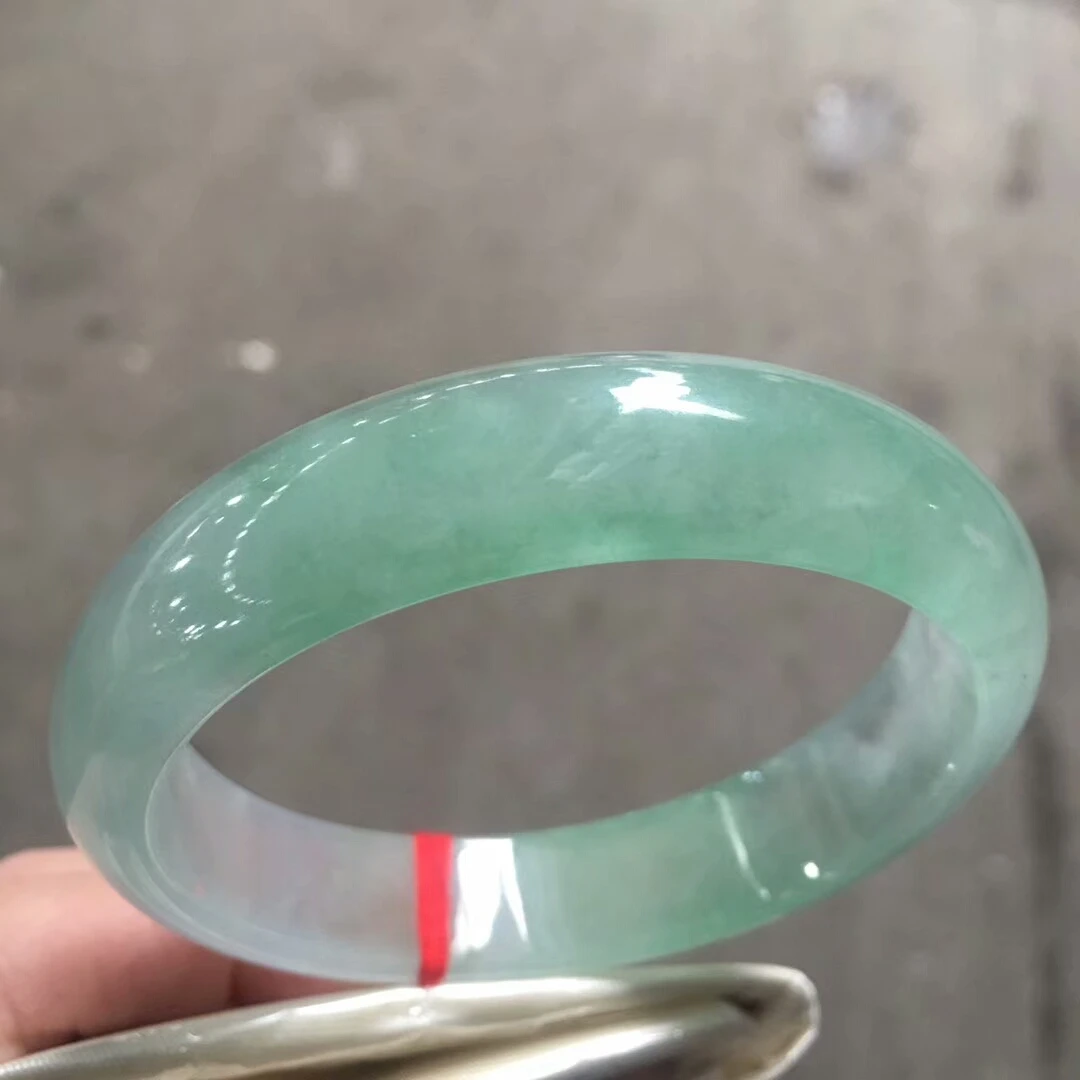 Only One !60.5MM Certified (Grade A)100% Natural Green Jadeite JADE Bracelet Women Bangle
Only One !60.5MM Certified (Grade A)100% Natural Green Jadeite JADE Bracelet Women Bangle