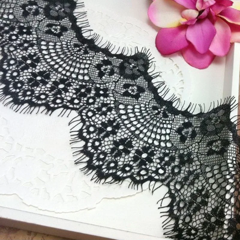 20Pcs 3yards hot sale Black and white eyelash lace For handmade DIY clothing accessories/ Wedding decoration wide 9cm
20Pcs 3yards hot sale Black and white eyelash lace For handmade DIY clothing accessories/ Wedding decoration wide 9cm