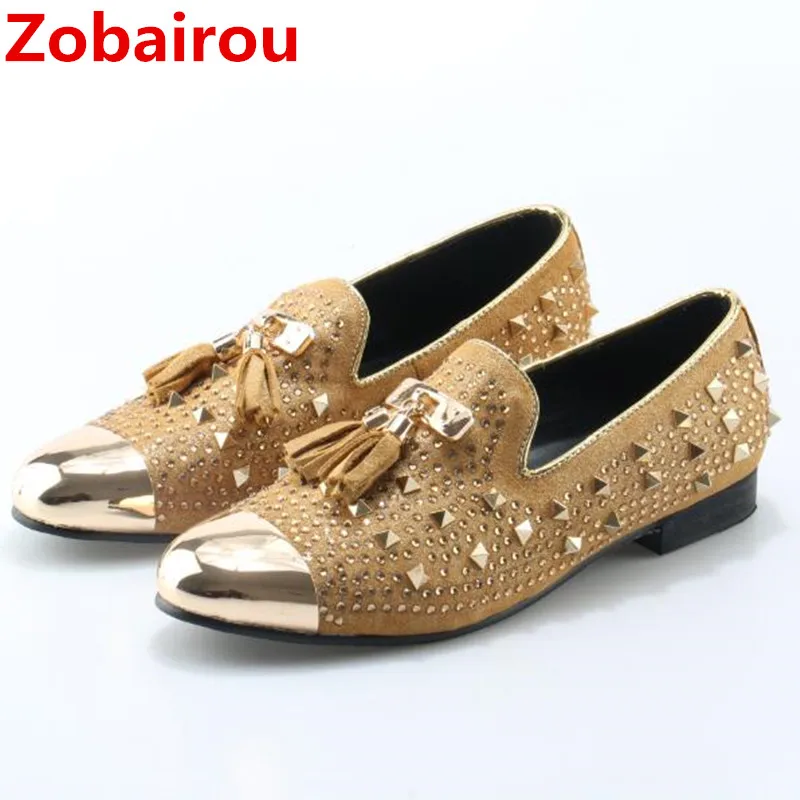 Zobairou мужские итальянские ботинки кожаные плоские Лоферы Золотые кристаллы Bling Стразы кожаные туфли без застежки
Zobairou мужские итальянские ботинки кожаные плоские Лоферы Золотые кристаллы Bling Стразы кожаные туфли без застежки