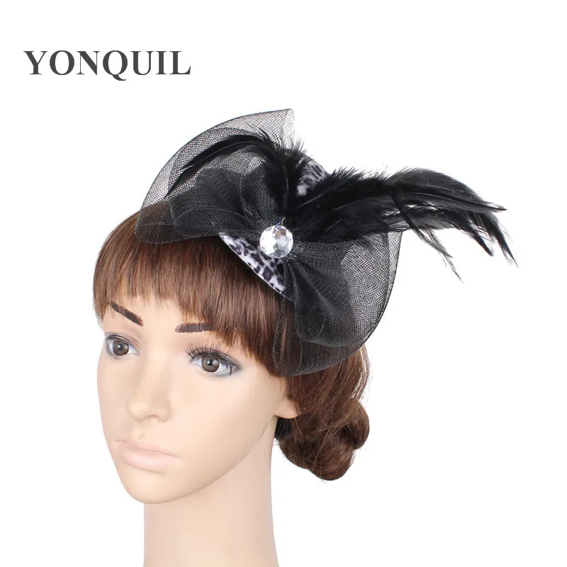New Lady Girls Children Mini Top Hat Cap Bowknot Decor Feather Fascinators Hair Clip Costume Wedding Hair Accessories Elegant
New Lady Girls Children Mini Top Hat Cap Bowknot Decor Feather Fascinators Hair Clip Costume Wedding Hair Accessories Elegant