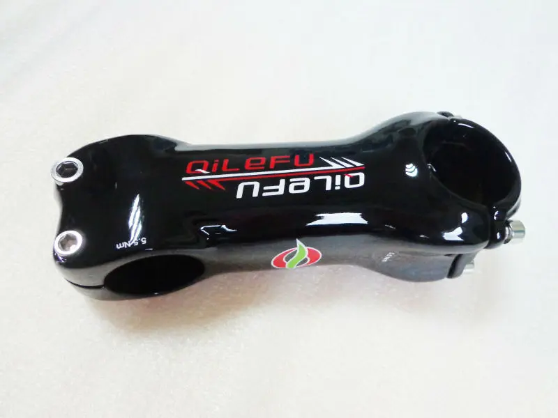 QILEFU 6 17 angle Road carbon bicycle stem 31.8*80-110mm 6 17 degrees Mountain bike carbon stem MTB bike parts
QILEFU 6 17 angle Road carbon bicycle stem 31.8*80-110mm 6 17 degrees Mountain bike carbon stem MTB bike parts