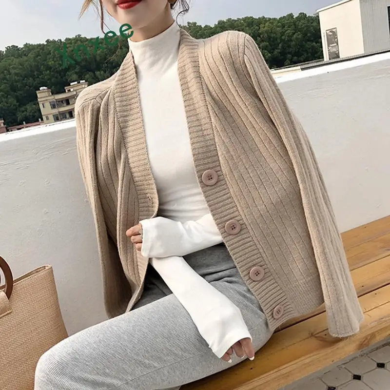 Lady Short Cardigan V Neck Long Sleeve Korean Style Cropped Knitted Sweater Women Thin Coat feminino Spring Autumn Knitwear 2019
Lady Short Cardigan V Neck Long Sleeve Korean Style Cropped Knitted Sweater Women Thin Coat feminino Spring Autumn Knitwear 2019