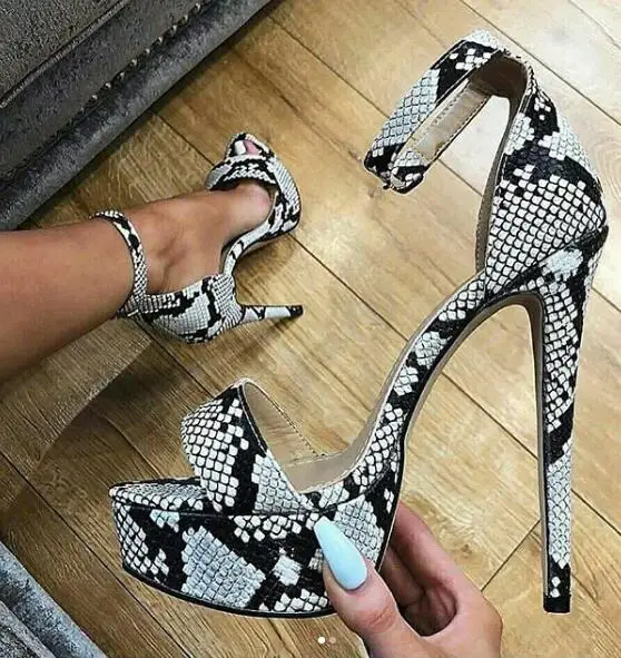 Carpaton Snakeskin High Heel Sandals for Woman Open Toe Platform Shoes Sexy Ankle Strap Gladiator Sandals
Carpaton Snakeskin High Heel Sandals for Woman Open Toe Platform Shoes Sexy Ankle Strap Gladiator Sandals
