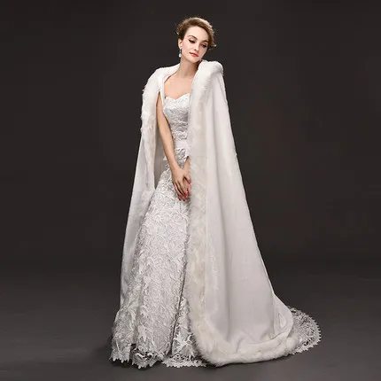 winter white queen princess cloak/medieval vintage robe/hooded long party cosplay/stage/this is only cloak not include others
winter white queen princess cloak/medieval vintage robe/hooded long party cosplay/stage/this is only cloak not include others
