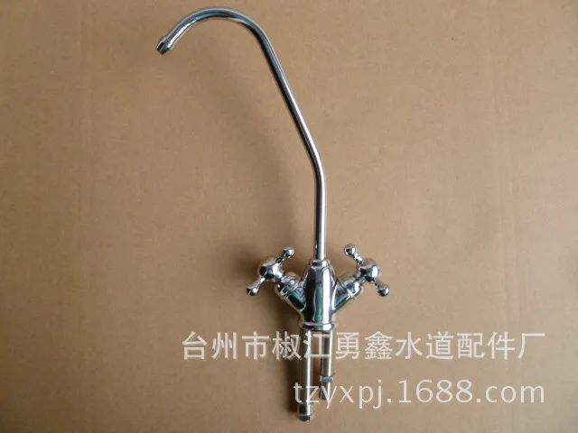 Double pipe three goose neck 2 points water main water purifier water point gold point silver / double open double water
Double pipe three goose neck 2 points water main water purifier water point gold point silver / double open double water