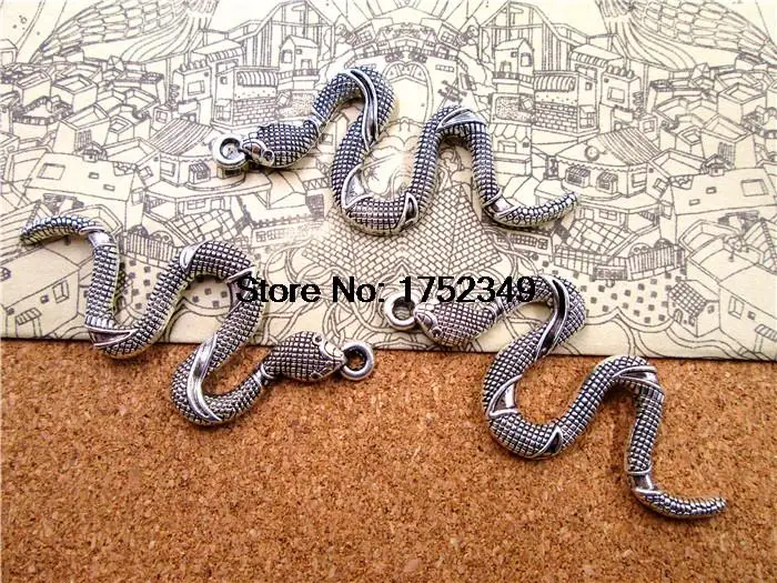 10pcs--Snake Charms, Antique Tibetan silver Tone Large Snake charm pendant 54x25mm
10pcs--Snake Charms, Antique Tibetan silver Tone Large Snake charm pendant 54x25mm