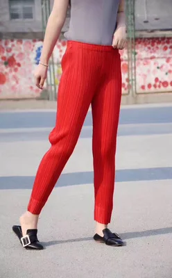 Miyake fashion Spring and summer mid waist solid pencil ankle-lenght pants IN STOCK
Miyake fashion Spring and summer mid waist solid pencil ankle-lenght pants IN STOCK