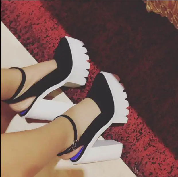 Boldees Celebrity Chunky Heel Platform Sandals Ladies Suede/Leather High Heel Dress Sandals Luxury Brand Party Sandals Pumps
Boldees Celebrity Chunky Heel Platform Sandals Ladies Suede/Leather High Heel Dress Sandals Luxury Brand Party Sandals Pumps