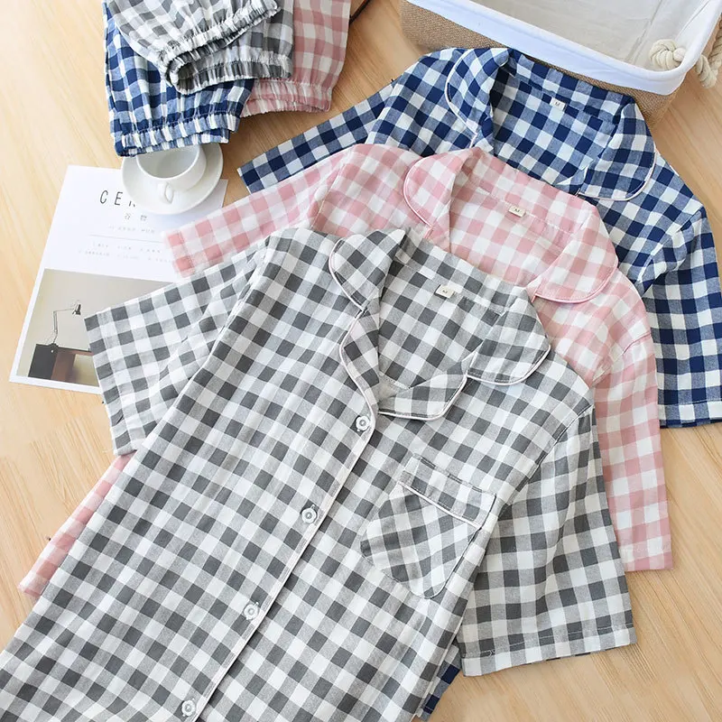 Summer Plaid Couple Pajamas 100% Cotton Gauze Sleepwear Short-sleeved Trousers Two Paper Suit Women and Men Casual Home Clothing
Summer Plaid Couple Pajamas 100% Cotton Gauze Sleepwear Short-sleeved Trousers Two Paper Suit Women and Men Casual Home Clothing