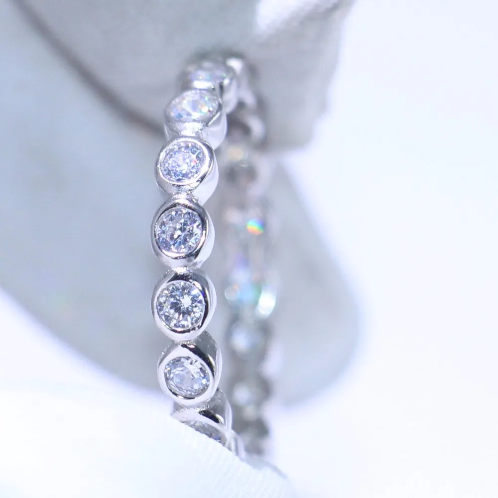 Sparkling Luxury Jewelry Pure 100% 925 Sterling Silver Stack White Clear 5A Cubic Zirconia Women Wedding Band Circle Ring Gift
Sparkling Luxury Jewelry Pure 100% 925 Sterling Silver Stack White Clear 5A Cubic Zirconia Women Wedding Band Circle Ring Gift