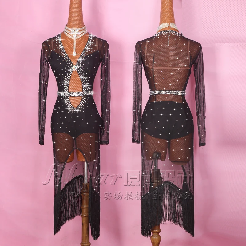Children / adults Women Latin diamond Dance Dress latin dance Tango Dress Skirts latin Long Sleeves Tassel Wear Costume Dance
Children / adults Women Latin diamond Dance Dress latin dance Tango Dress Skirts latin Long Sleeves Tassel Wear Costume Dance