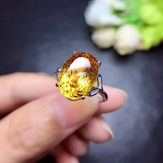 Natural citrine ring, 925 silver, bright blue, fresh and refined, beautiful mood ring
Natural citrine ring, 925 silver, bright blue, fresh and refined, beautiful mood ring