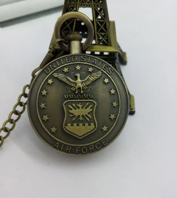 United States Style Necklace Bronze Mordern Air Force Eagle Stars Quartz Pocket Watch Soldier Clock Chain Army Mens Gift
United States Style Necklace Bronze Mordern Air Force Eagle Stars Quartz Pocket Watch Soldier Clock Chain Army Mens Gift