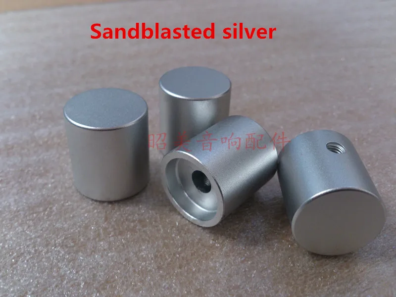 silver / black Diameter 20mm high 22mm Cylindrical All aluminum solid audio amplifier volume Potentiometer knob
silver / black Diameter 20mm high 22mm Cylindrical All aluminum solid audio amplifier volume Potentiometer knob