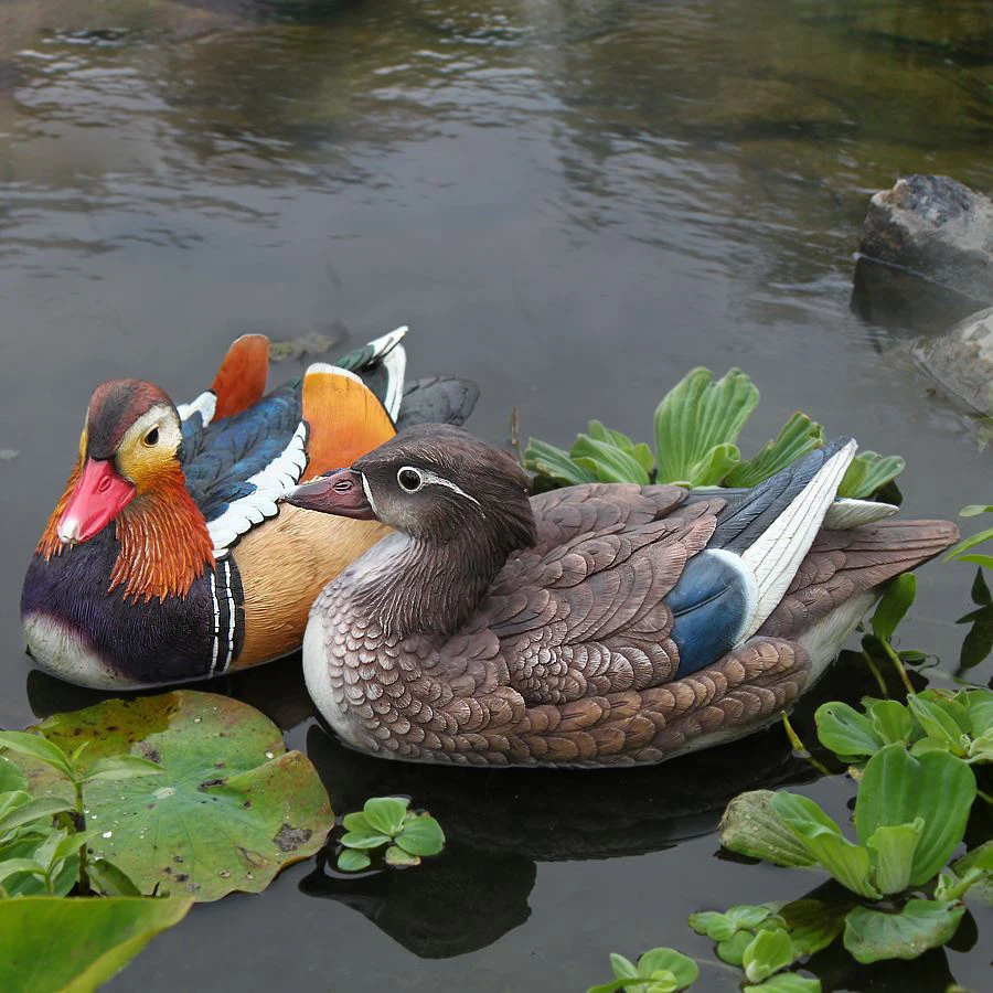 A pair of mandarin duck outdoor resin simulation of animal ornaments, garden landscape home decorative handicrafts, FENGSHUI
A pair of mandarin duck outdoor resin simulation of animal ornaments, garden landscape home decorative handicrafts, FENGSHUI