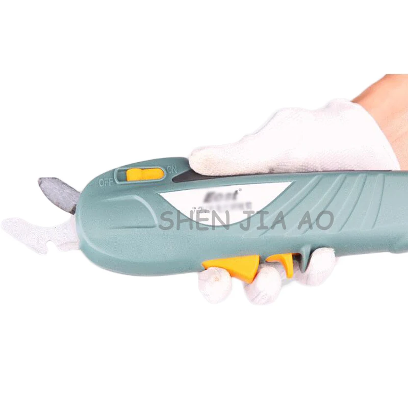 ET-1002 Перезаряжаемая ручная обрезная машина постоянного тока 7,2 В, электрические ножницы для обрезки фруктовых деревьев, садовая обрезка, 1 шт.
ET-1002 Перезаряжаемая ручная обрезная машина постоянного тока 7,2 В, электрические ножницы для обрезки фруктовых деревьев, садовая обрезка, 1 шт.