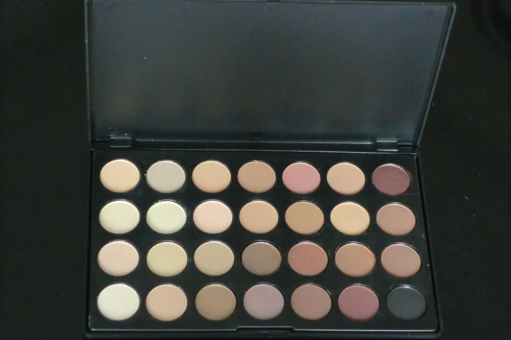 2Sets New Professional Make Up 28 Neutral Warm Color Eye Shadow Palette eyeshadow palette
2Sets New Professional Make Up 28 Neutral Warm Color Eye Shadow Palette eyeshadow palette