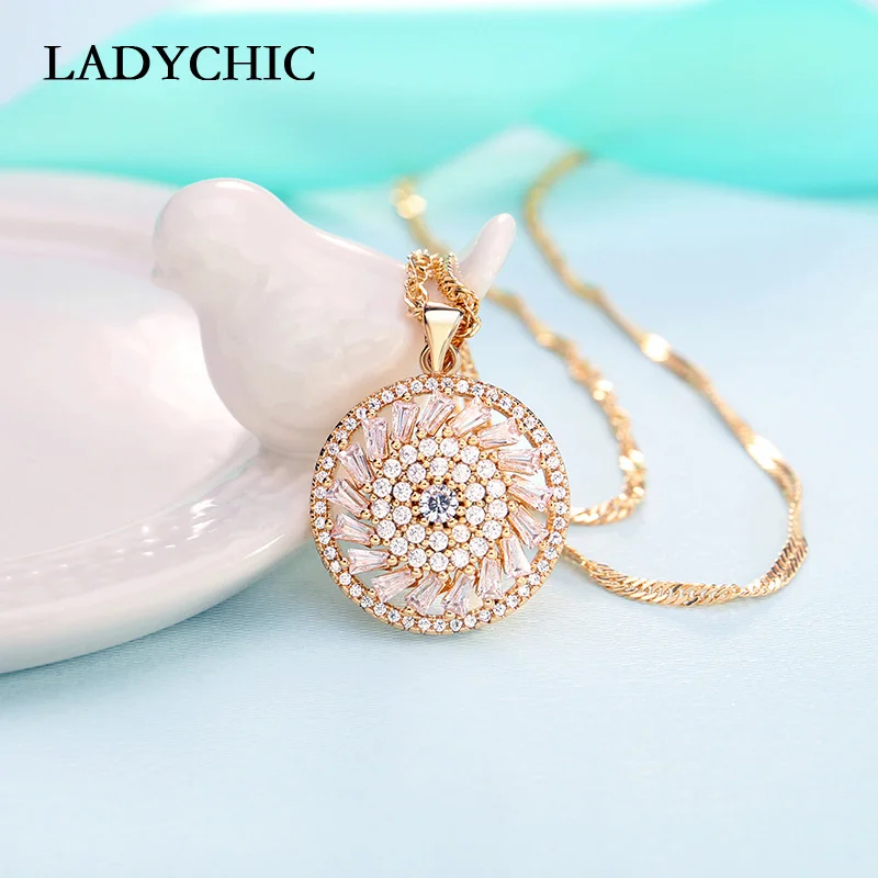 Женское Ожерелье с круглым кристаллом LADYCHIC, роскошное сверкающее ожерелье с белым кубическим цирконием, подарок, LN1148
Женское Ожерелье с круглым кристаллом LADYCHIC, роскошное сверкающее ожерелье с белым кубическим цирконием, подарок, LN1148