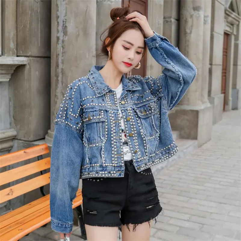 Short Denim jacket women 2019 Spring Autumn long sleeve Diamond rivets loose short jean jacket coat Casual bomber jacket w1164
Short Denim jacket women 2019 Spring Autumn long sleeve Diamond rivets loose short jean jacket coat Casual bomber jacket w1164