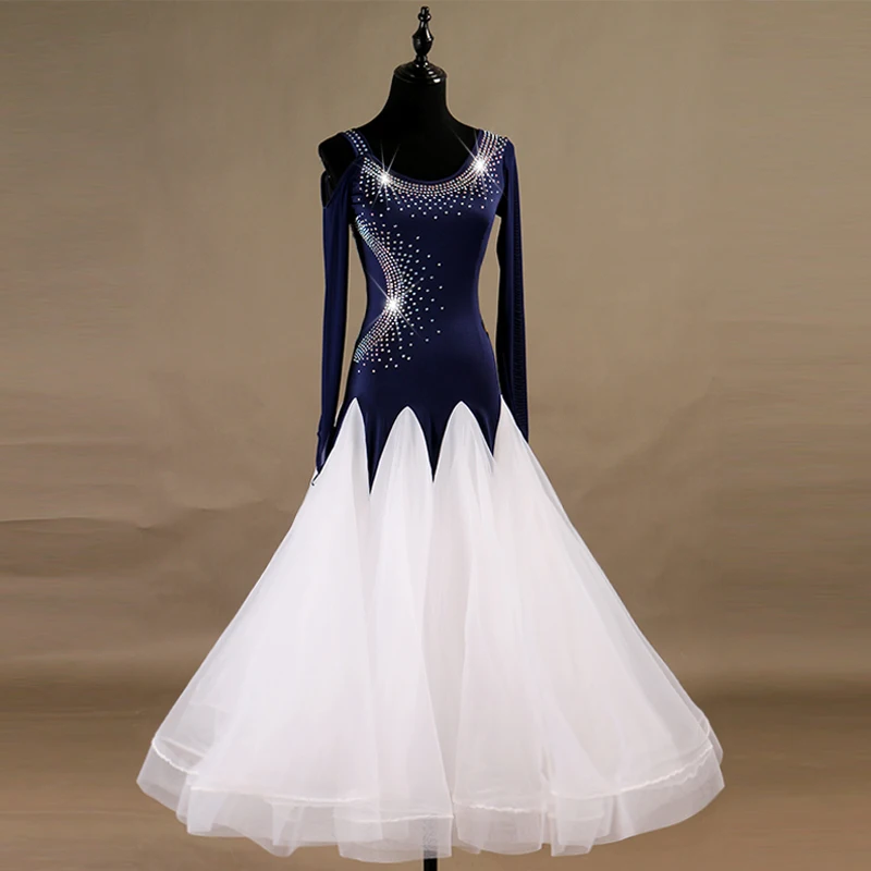 Free shipping Ballroom Dance Dresses Long Sleeve foxtrot Dancing Skirt Women Stage Waltz Ballroom Dress q099
Free shipping Ballroom Dance Dresses Long Sleeve foxtrot Dancing Skirt Women Stage Waltz Ballroom Dress q099
