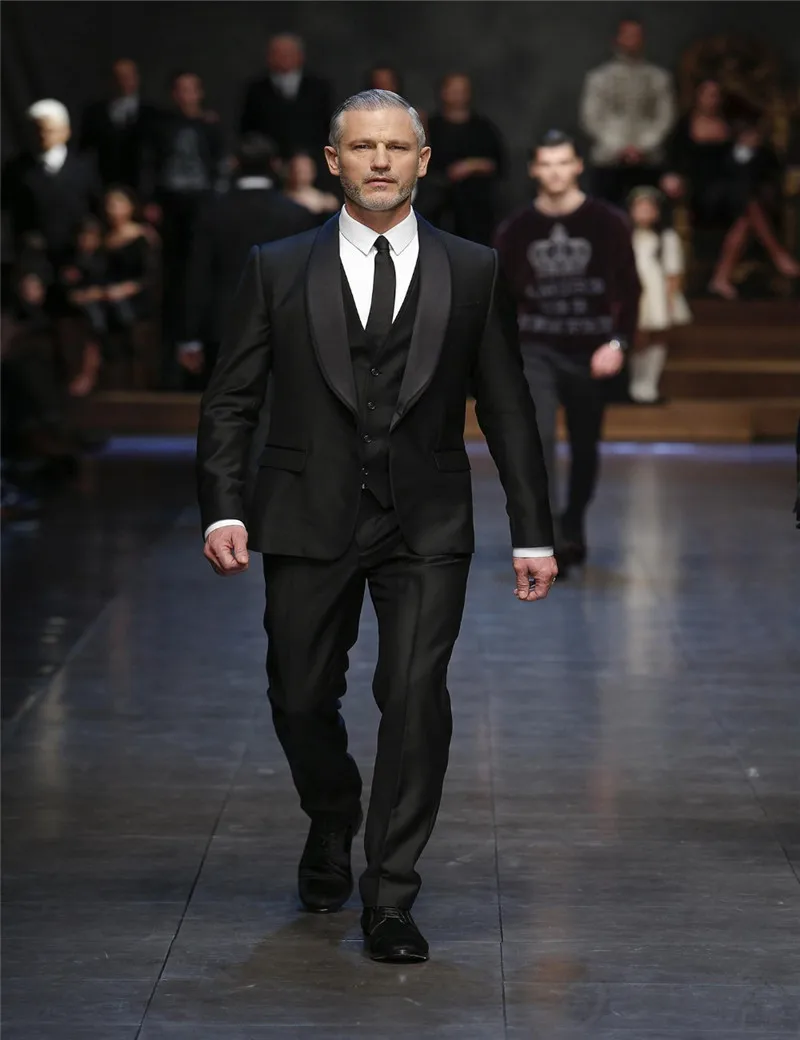 Customized New Arrival Mens Wedding Suits Slim Fit Tuxedos for Men groomsmen Suit Jacket+Pants+Tie+Vest 3 Pieces One Button
Customized New Arrival Mens Wedding Suits Slim Fit Tuxedos for Men groomsmen Suit Jacket+Pants+Tie+Vest 3 Pieces One Button