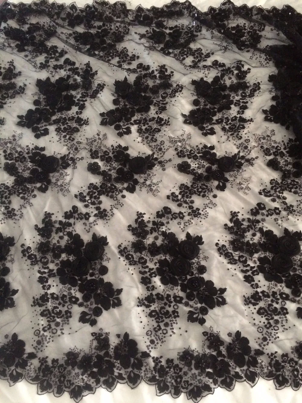 top quality Z-han422 embroidery tulle mesh lace fabric 3d flower with beads in black for party dress
top quality Z-han422 embroidery tulle mesh lace fabric 3d flower with beads in black for party dress